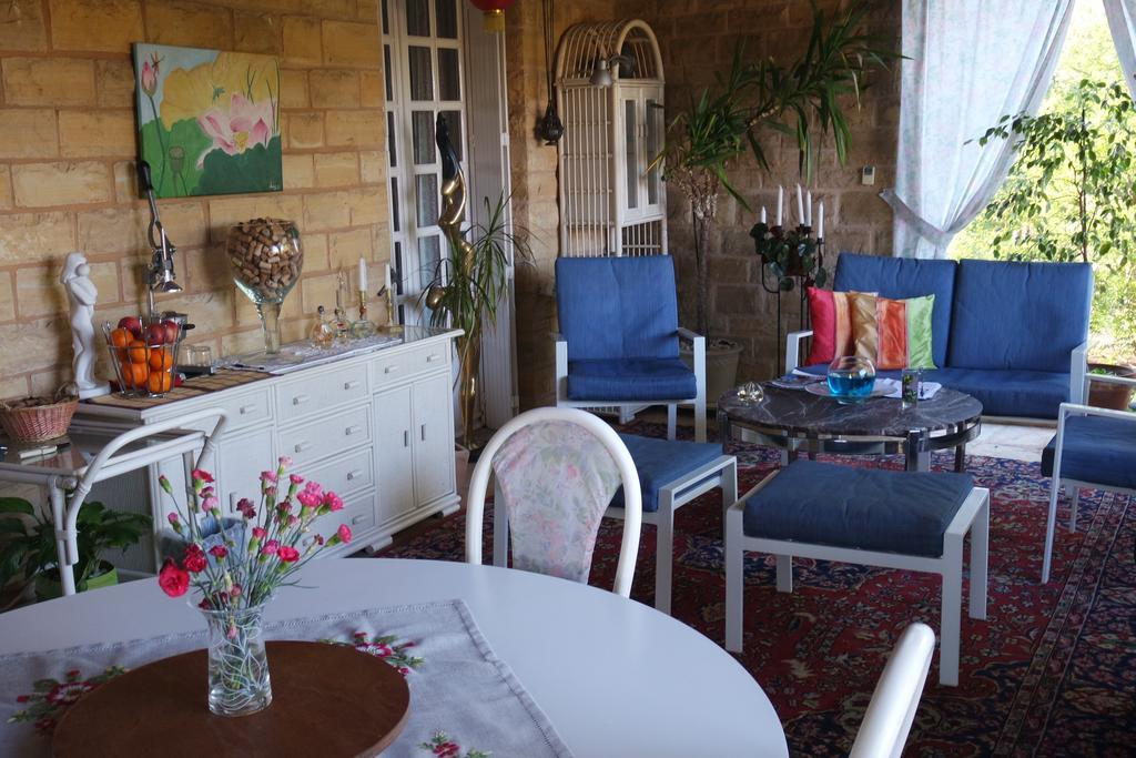 Le Balcon Des Jasses Bed & Breakfast Espere ภายนอก รูปภาพ