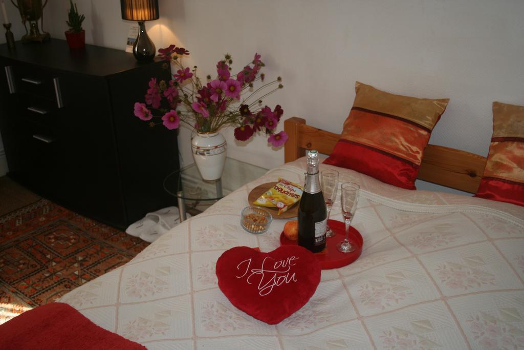 Le Balcon Des Jasses Bed & Breakfast Espere ภายนอก รูปภาพ