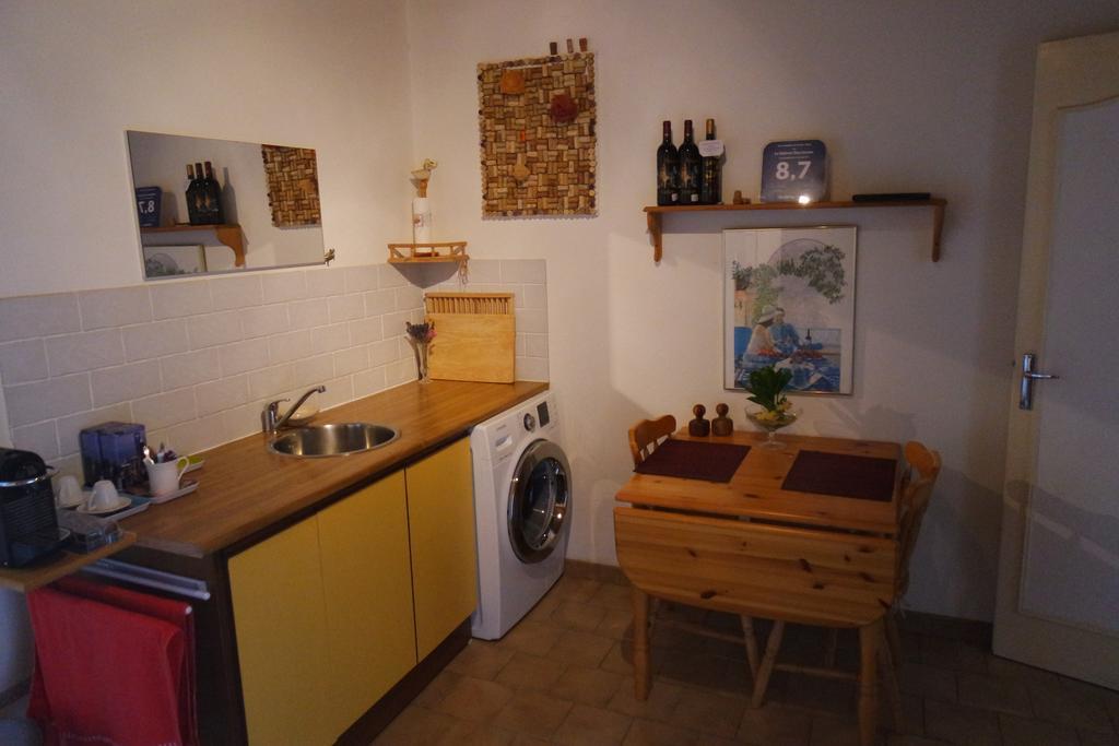 Le Balcon Des Jasses Bed & Breakfast Espere ภายนอก รูปภาพ