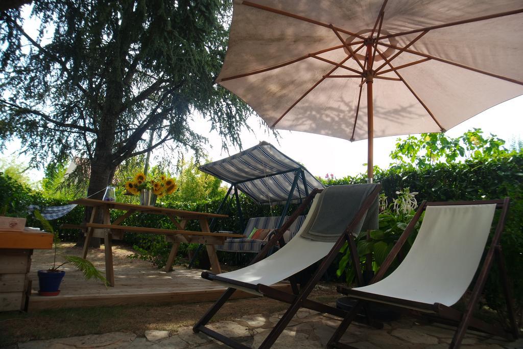 Le Balcon Des Jasses Bed & Breakfast Espere ภายนอก รูปภาพ