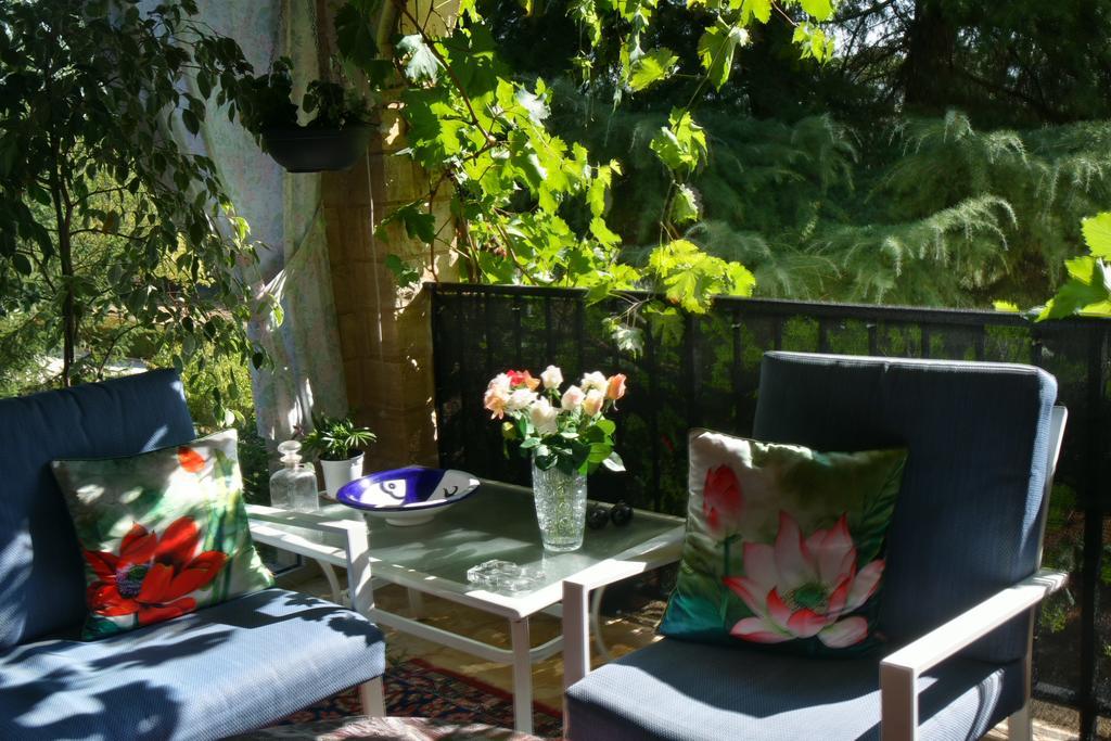 Le Balcon Des Jasses Bed & Breakfast Espere ภายนอก รูปภาพ