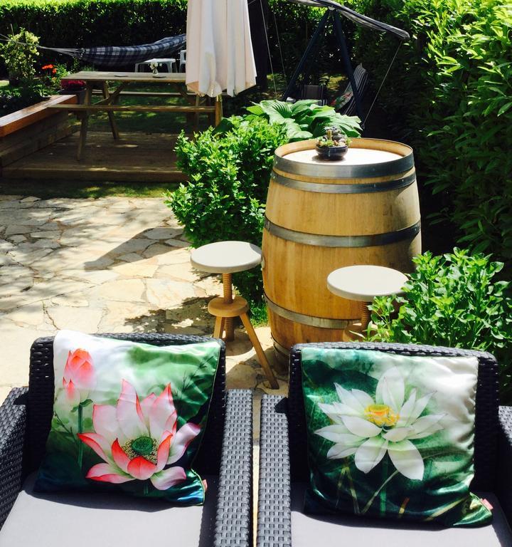 Le Balcon Des Jasses Bed & Breakfast Espere ภายนอก รูปภาพ